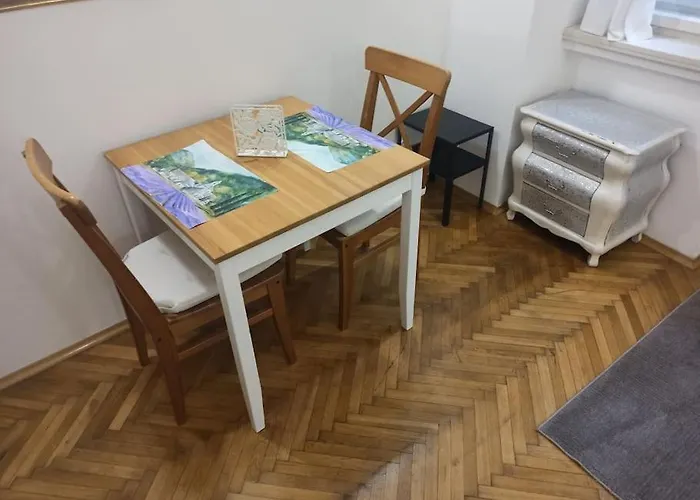 Unique Apartment Near Charles Bridge